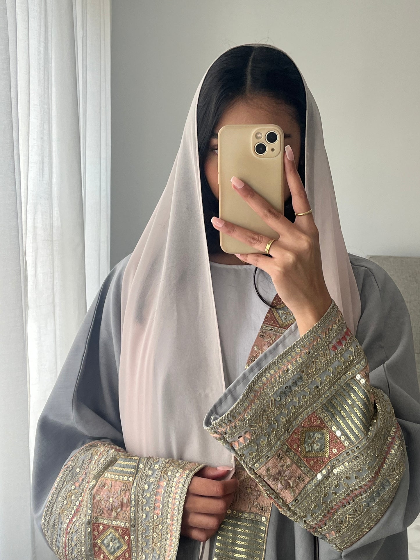 Aziza Abaya